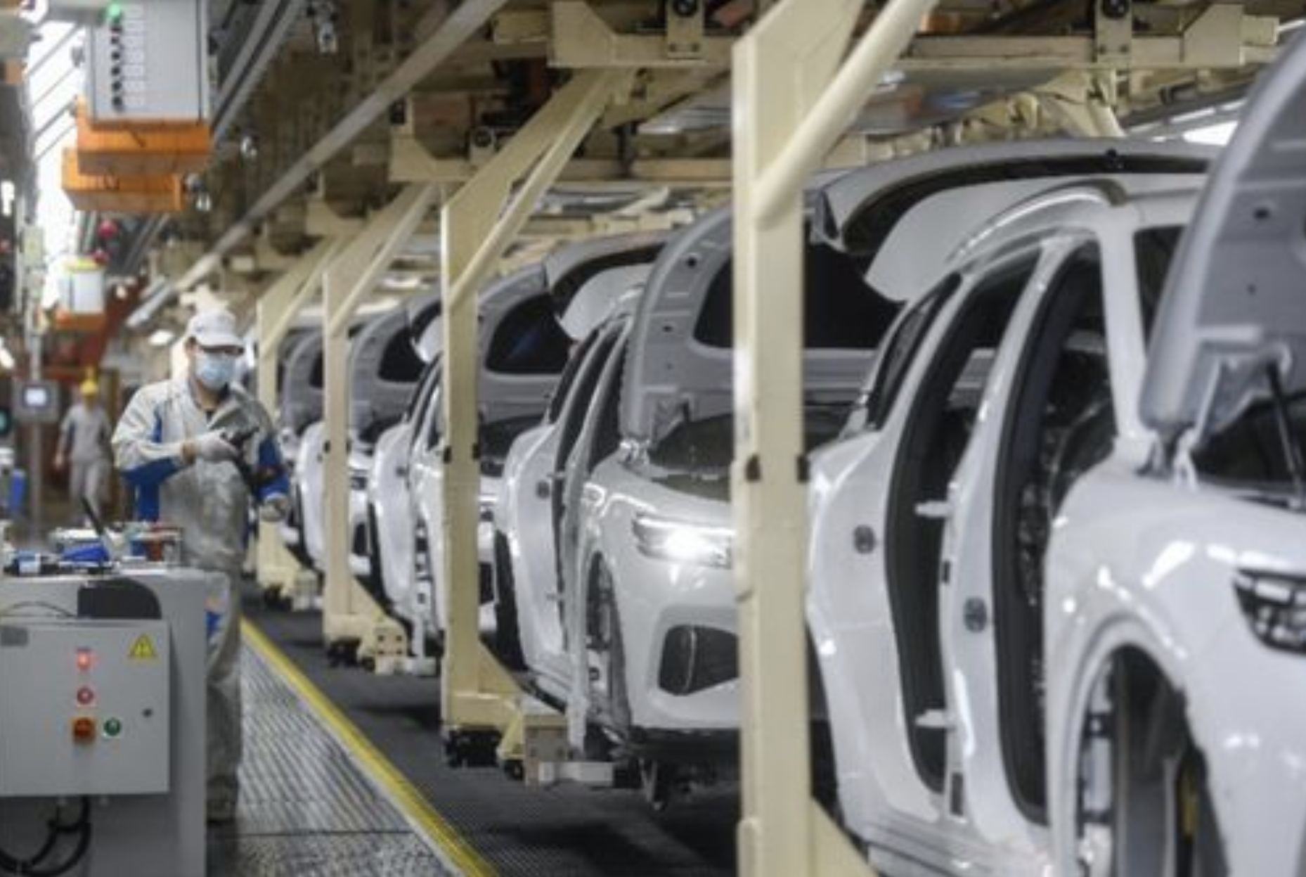 918博天堂数字孪生如何赋能新能源汽车代工厂